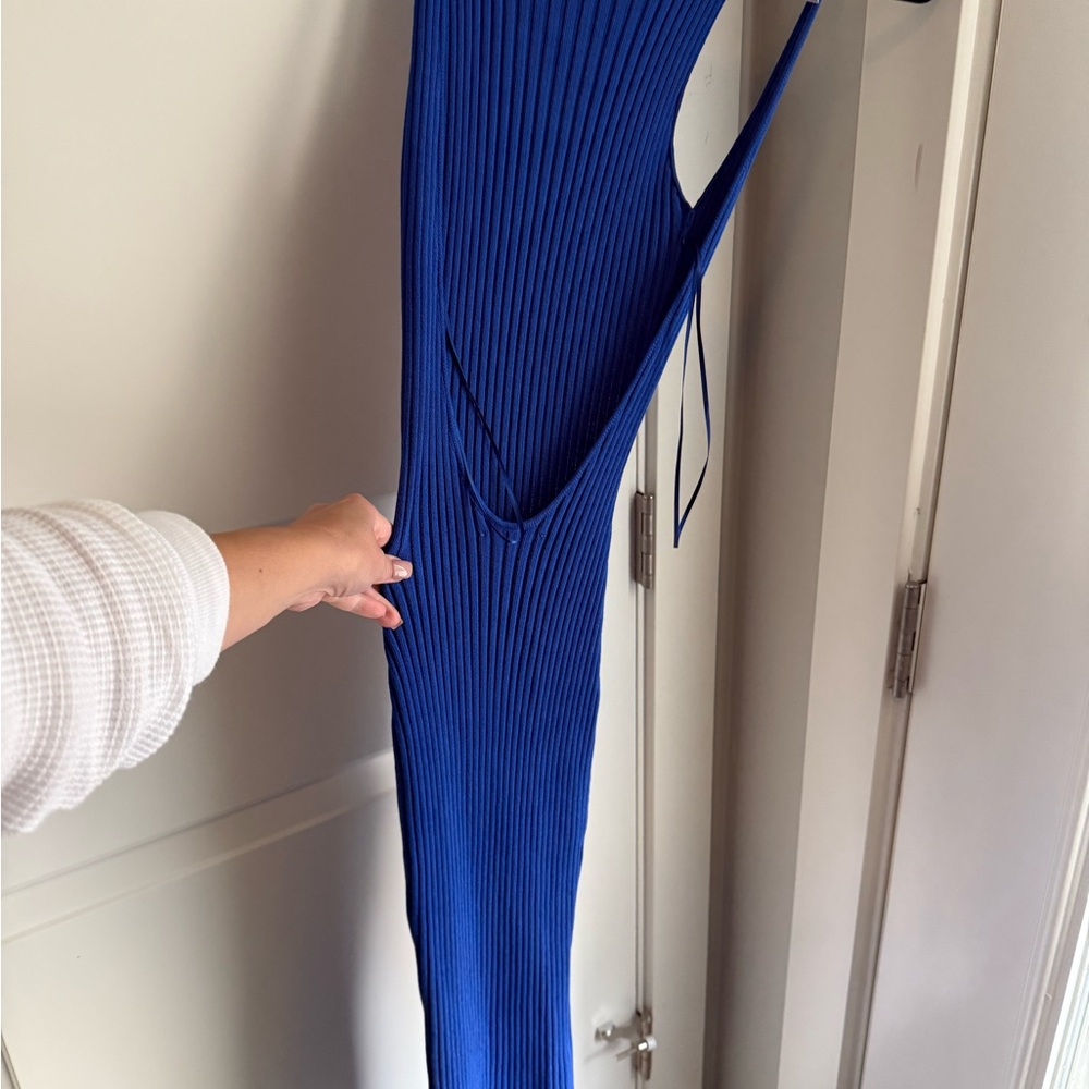 Elegant Blue Ribbed Dress